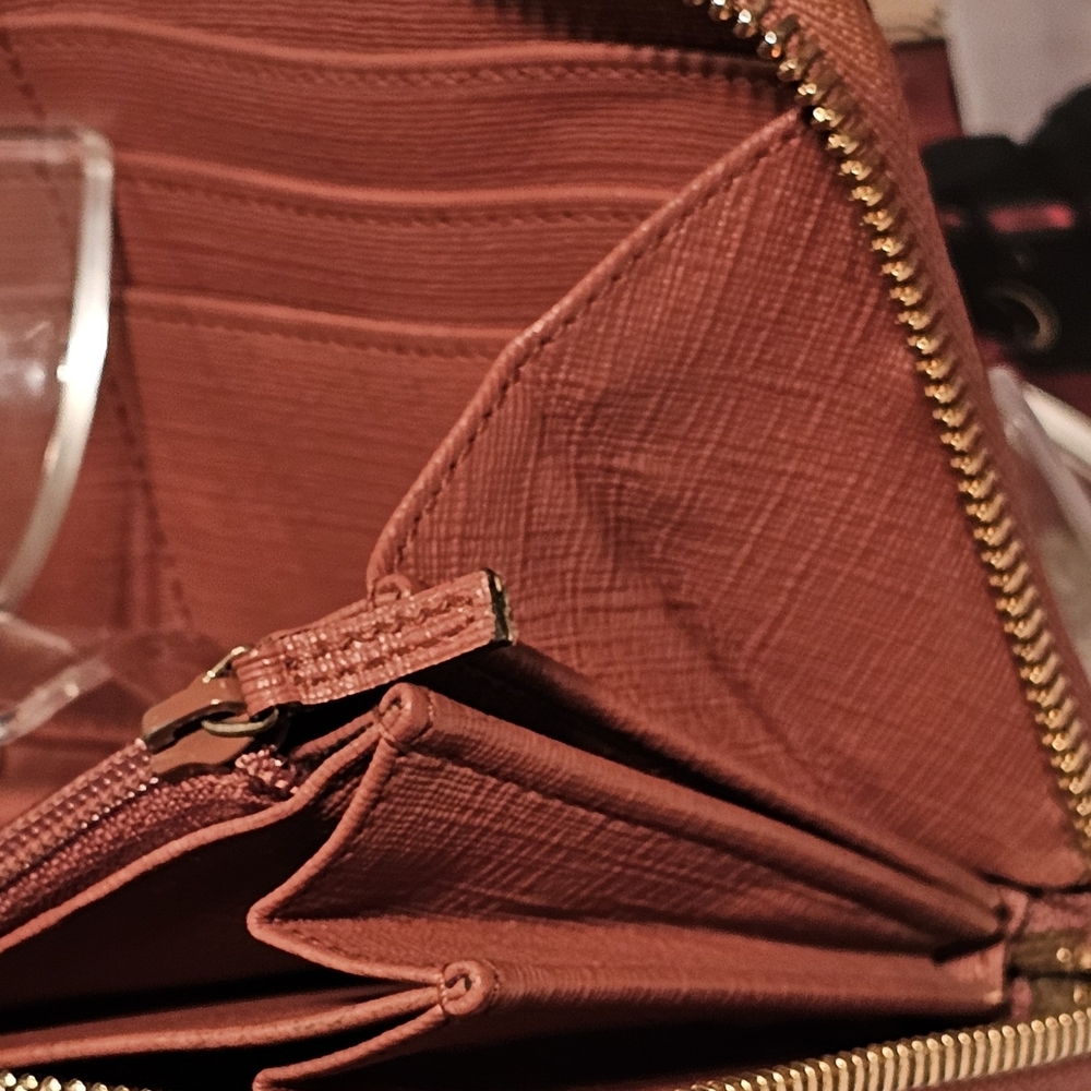 Gucci G G Supreme Star Zip-Around Continental Long Wallet - Picture 5 of 15